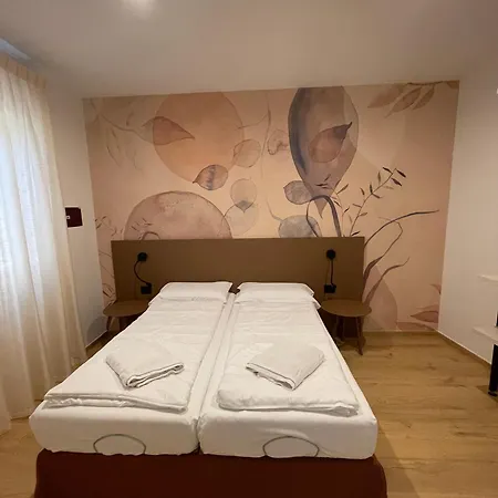 Mirabel Lejlighedshotel 3*