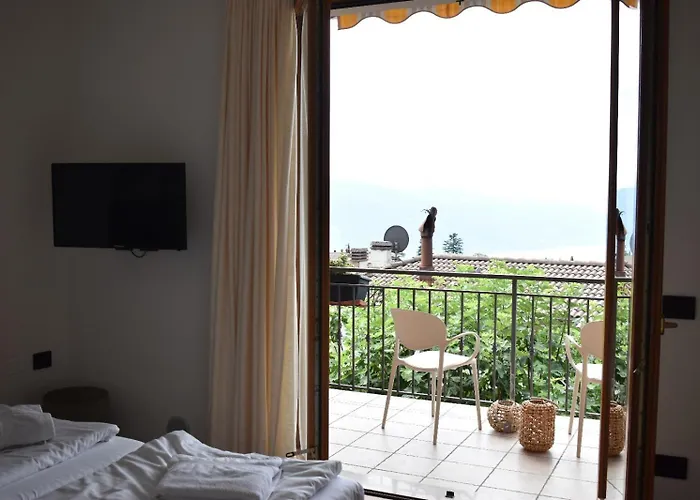 Mirabel Apartahotel 3*
